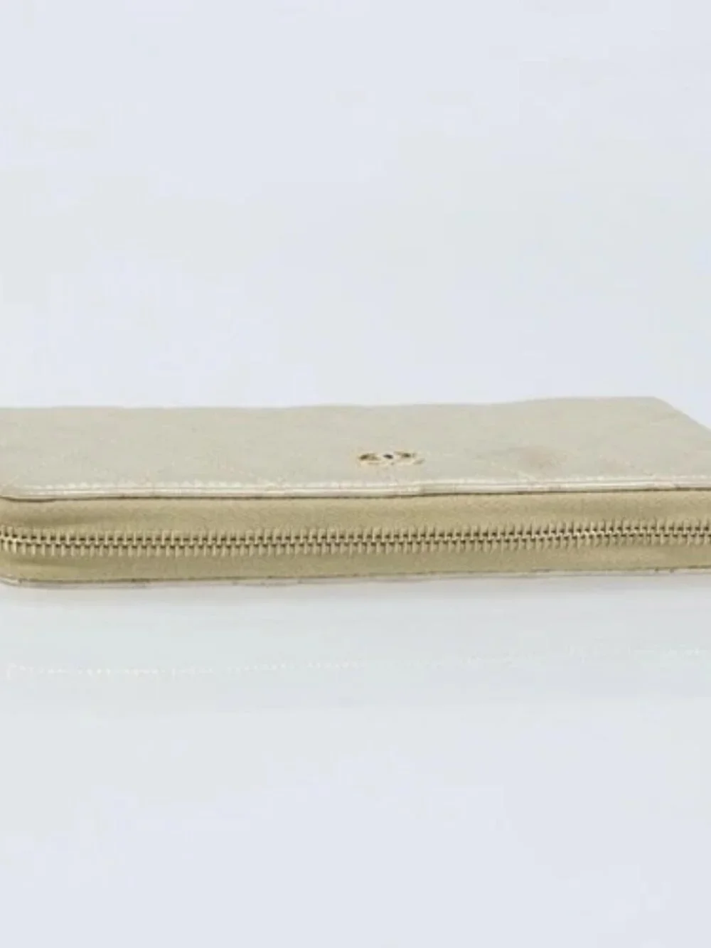 CHANEL Matelasse Long Wallet Lamb Skin Gold Tone CC Auth LNZ571V